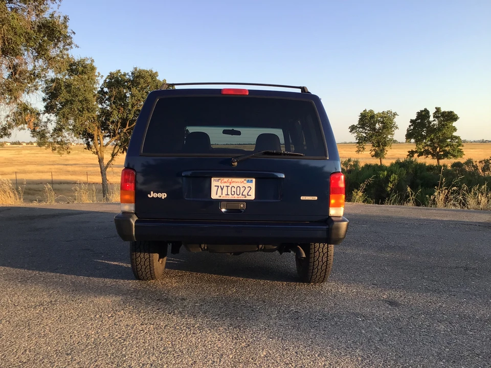 2001 Jeep XJ Cherokee - Image 16 of 31