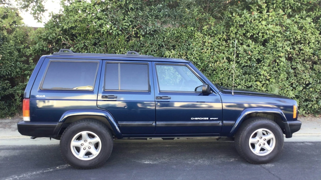 2001 Jeep XJ Cherokee - Image 26 of 31