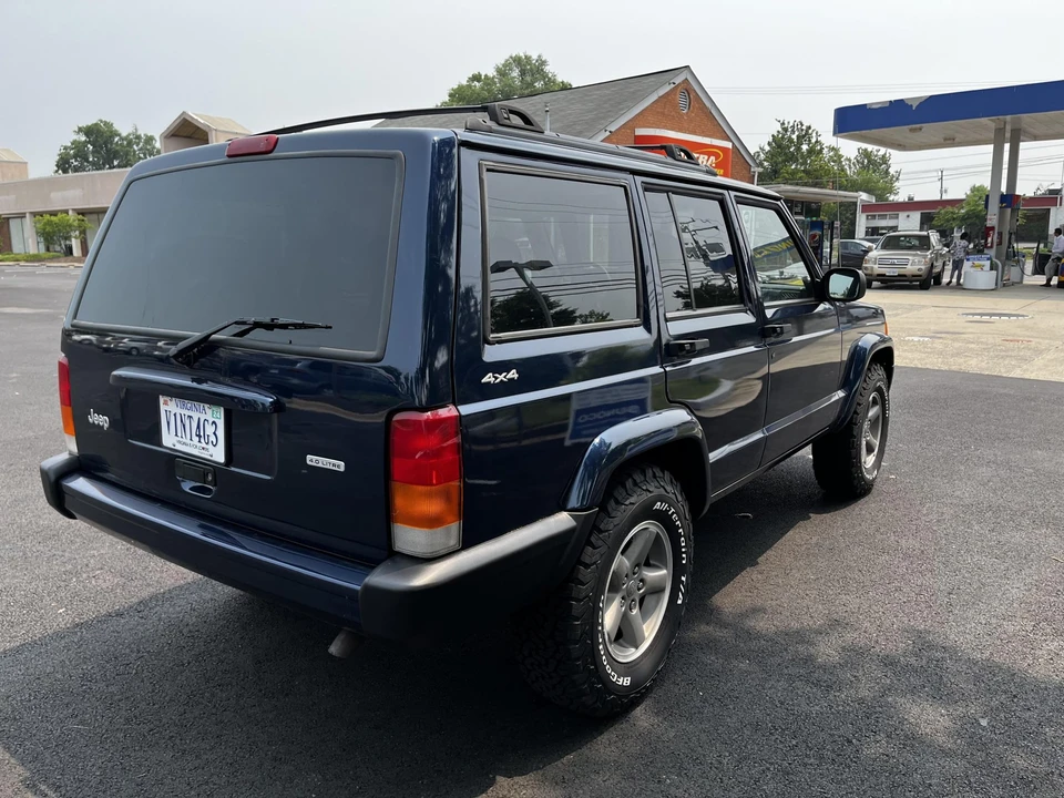 2001 Jeep XJ Cherokee - Image 25 of 31