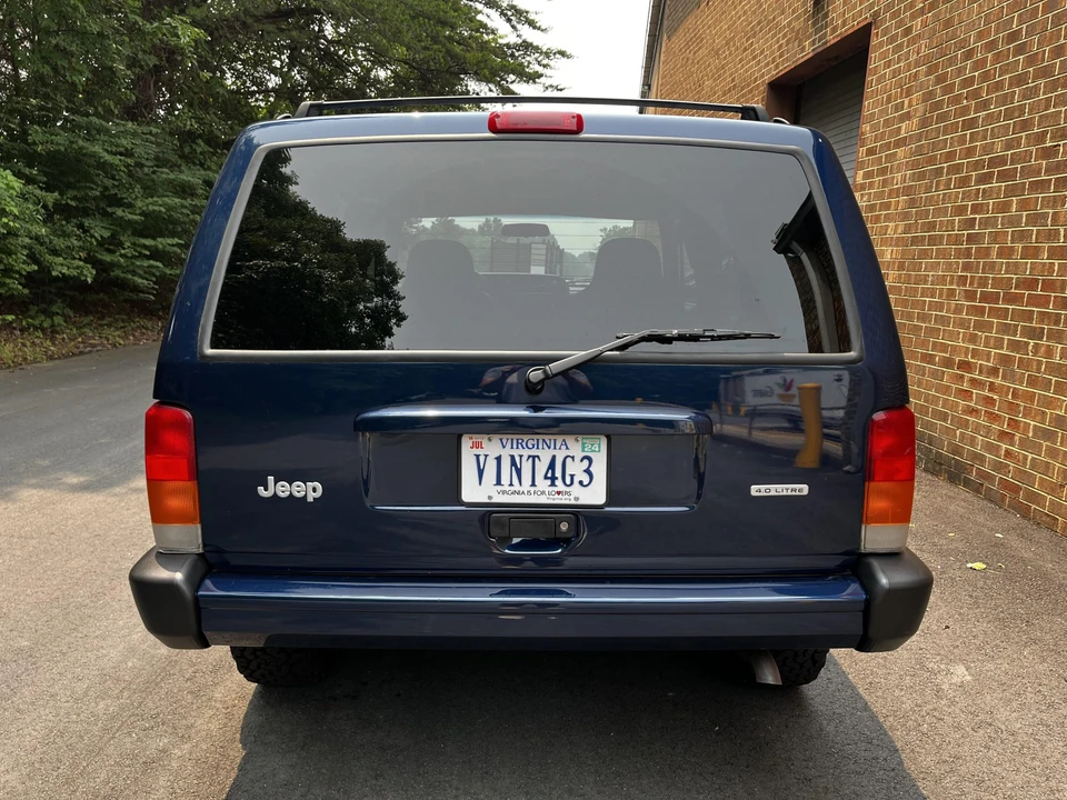 2001 Jeep XJ Cherokee - Image 22 of 31