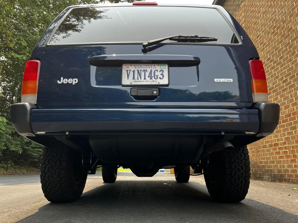 2001 Jeep XJ Cherokee - Image 23 of 31