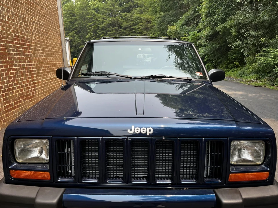 2001 Jeep XJ Cherokee - Image 7 of 31