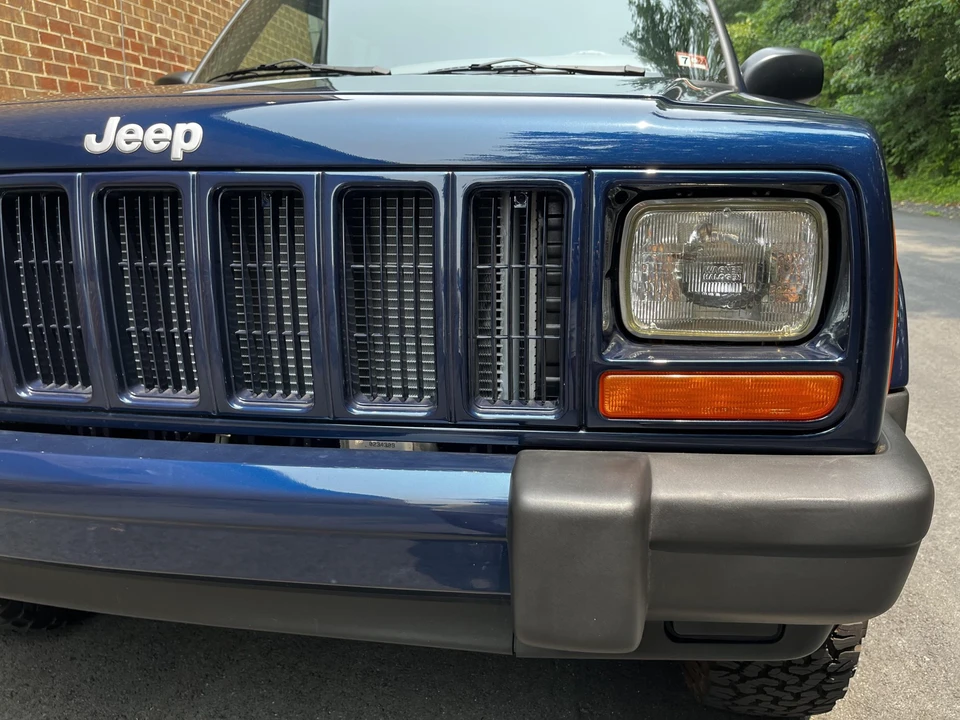 2001 Jeep XJ Cherokee - Image 30 of 31