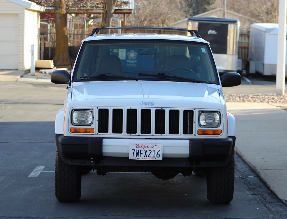2001 Jeep XJ Cherokee - Image 17 of 31