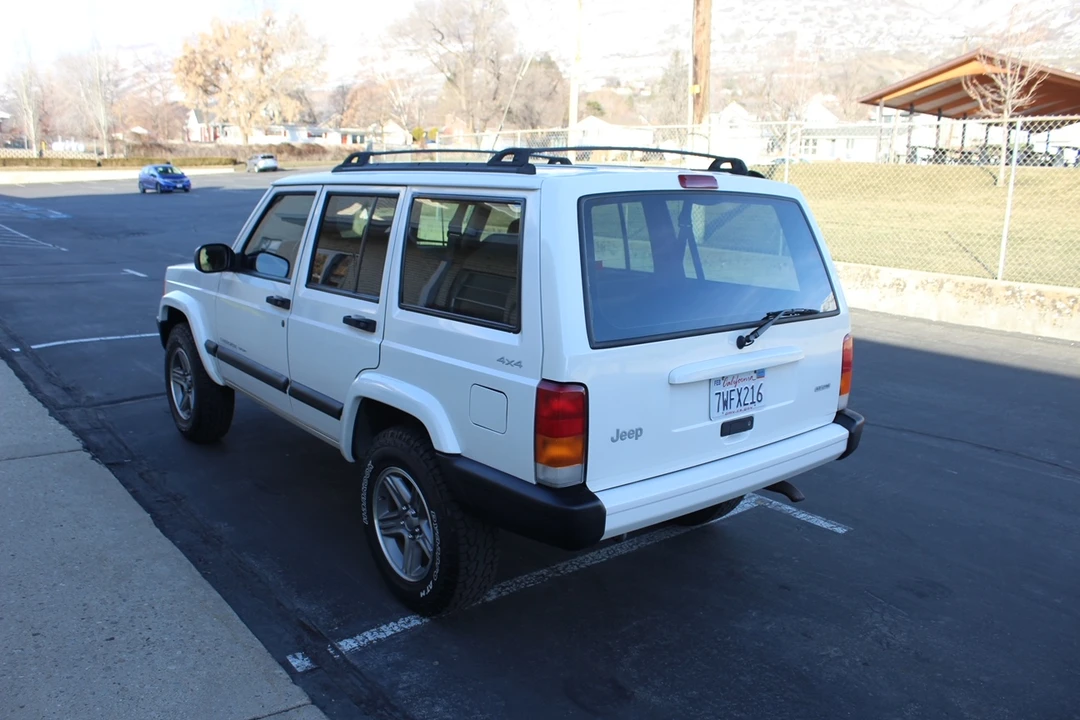 2001 Jeep XJ Cherokee - Image 23 of 31
