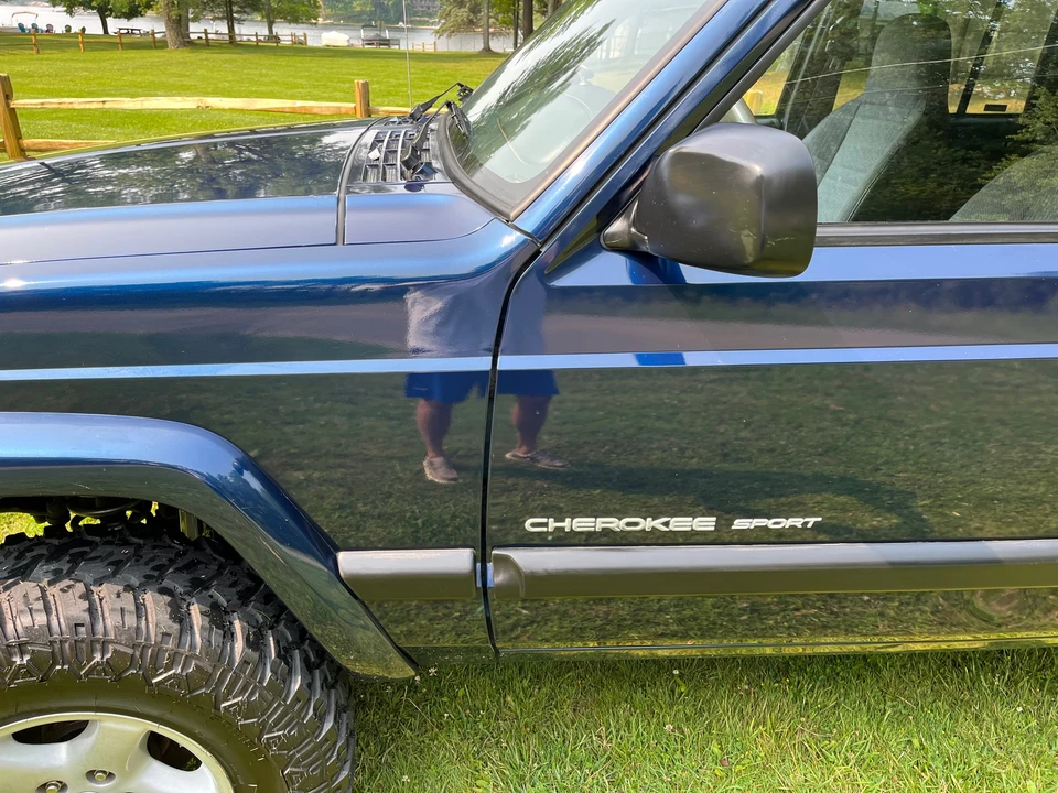2001 Jeep XJ Cherokee - Image 26 of 31
