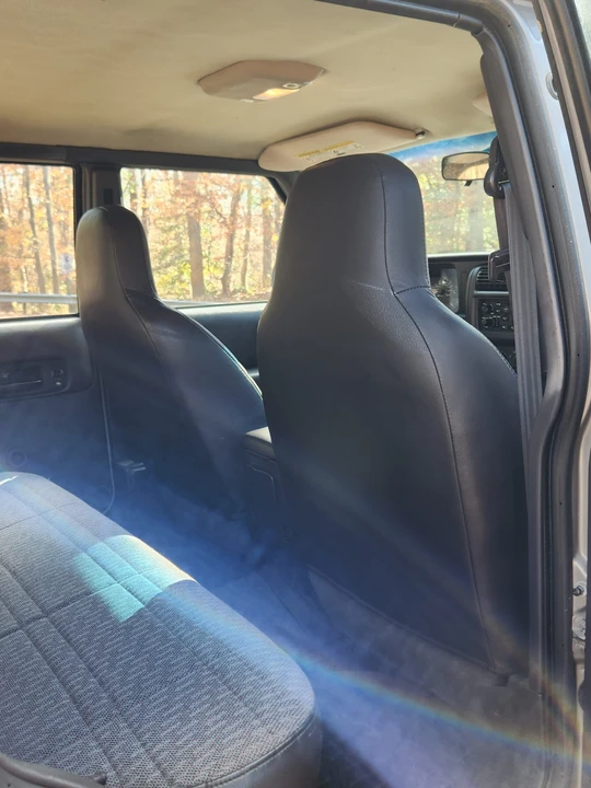 2001 Jeep XJ Cherokee - Image 27 of 31