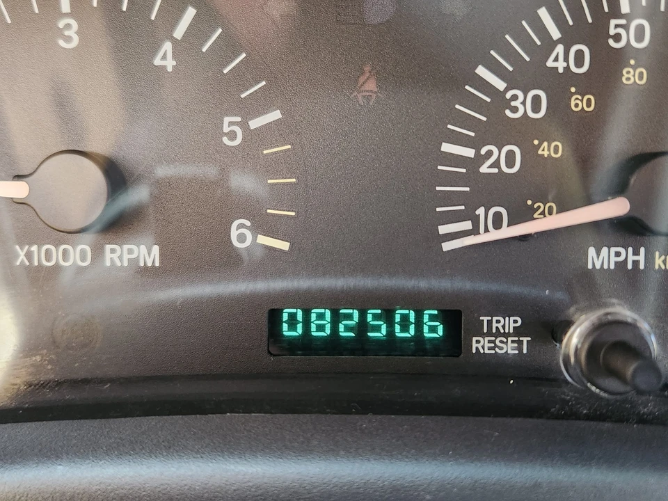 2001 Jeep XJ Cherokee - Image 31 of 31
