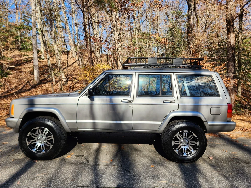 2001 Jeep XJ Cherokee - Image 4 of 31