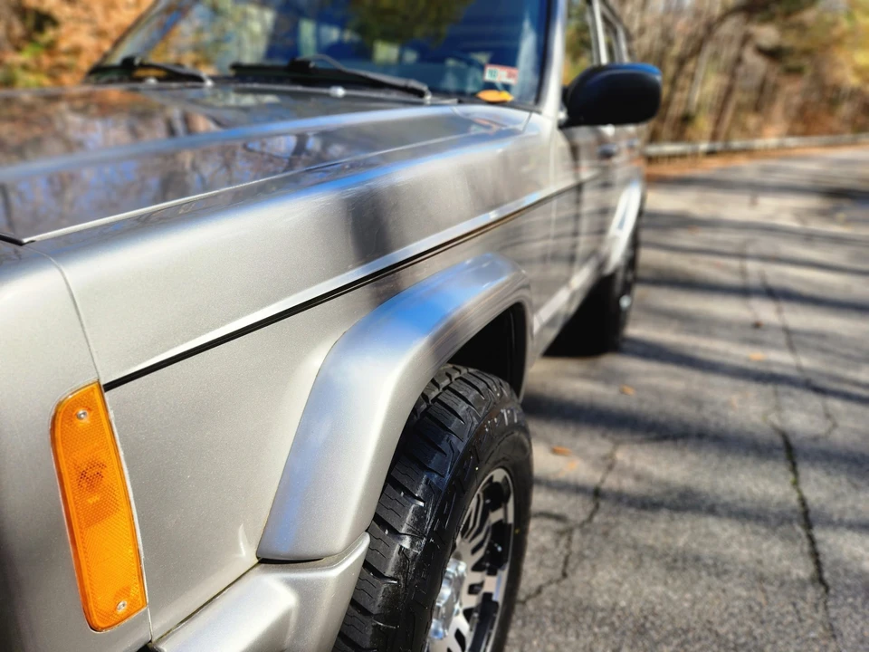 2001 Jeep XJ Cherokee - Image 10 of 31