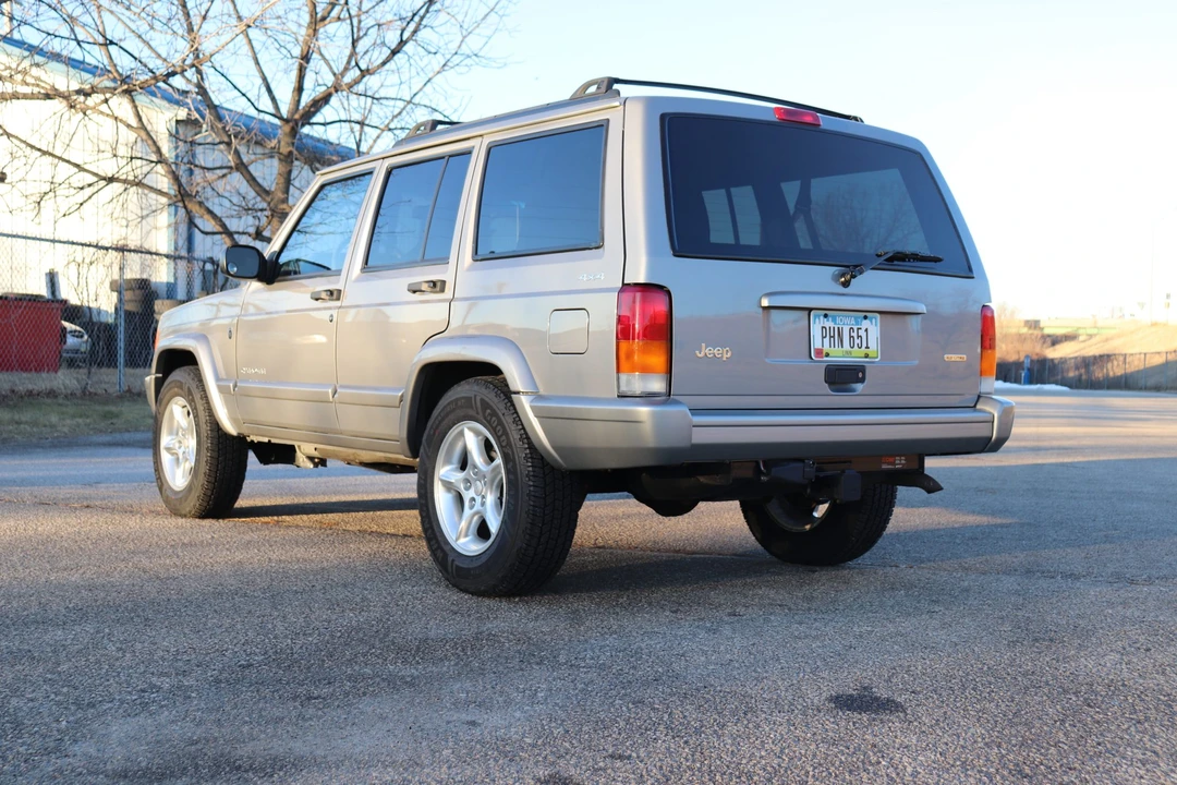 2001 Jeep XJ Cherokee - Image 20 of 31