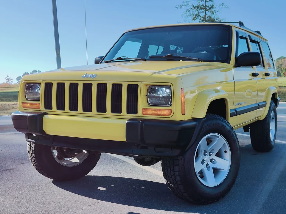 2001 Jeep XJ Cherokee - Image 16 of 31