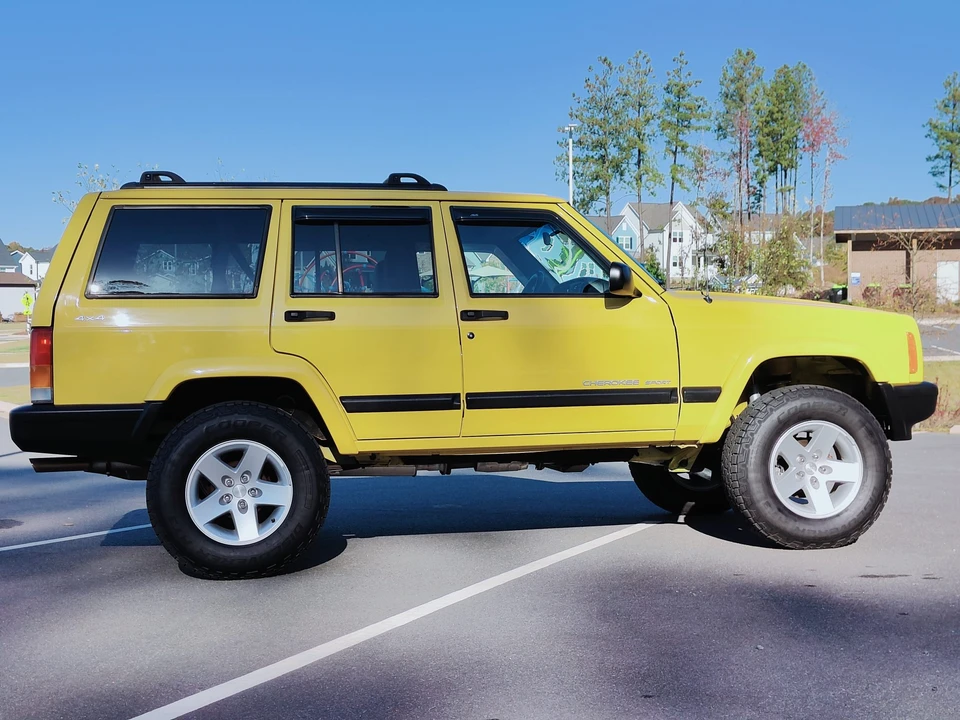 2001 Jeep XJ Cherokee - Image 20 of 31