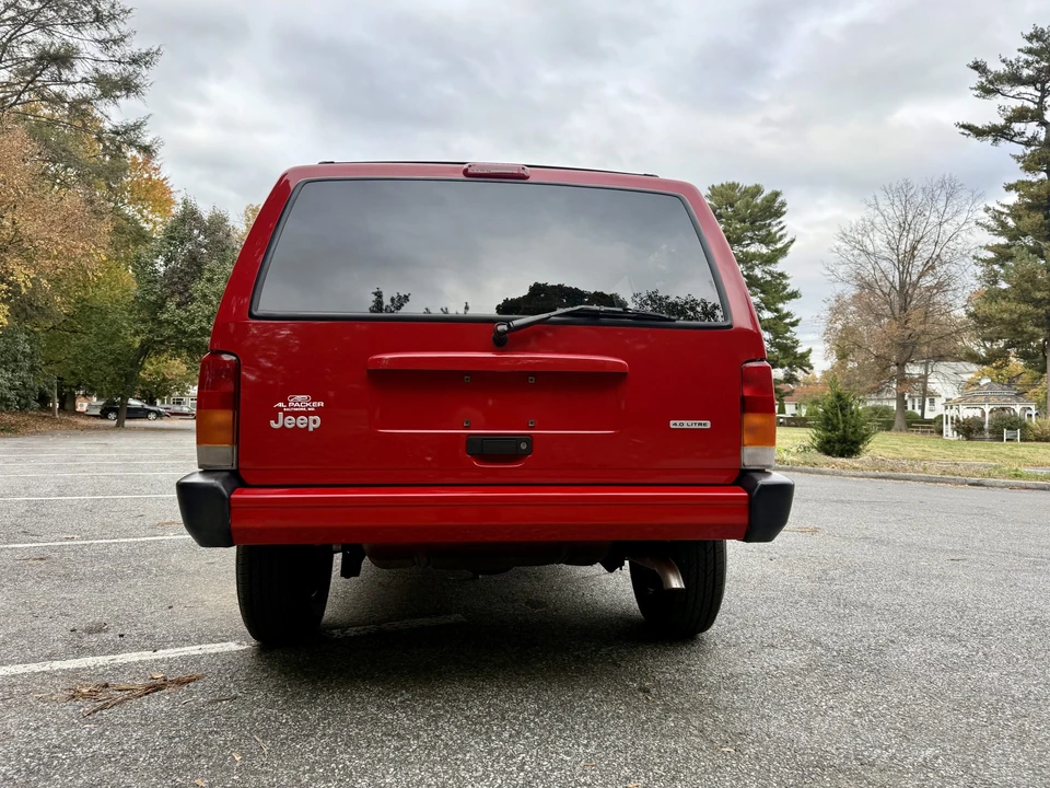 2001 Jeep XJ Cherokee - Image 23 of 31