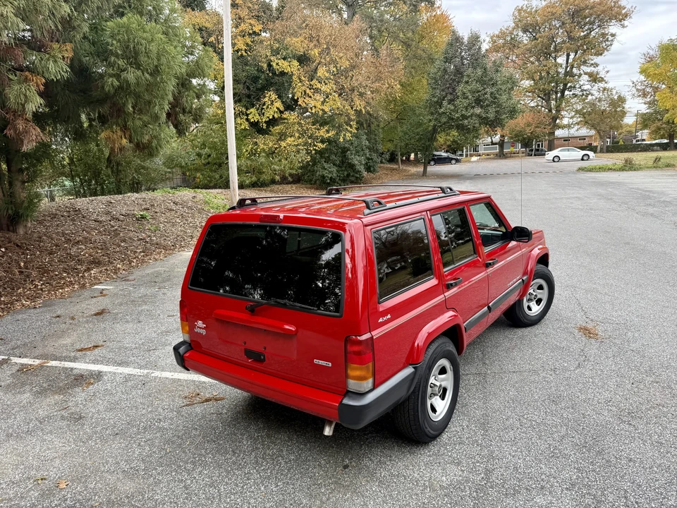 2001 Jeep XJ Cherokee - Image 19 of 31