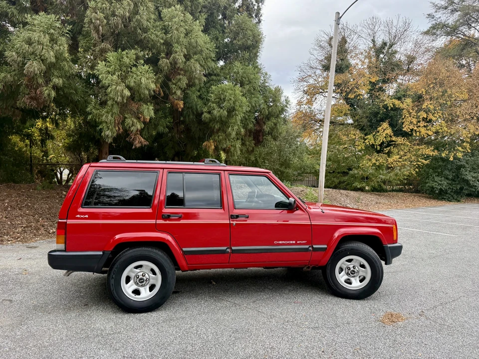 2001 Jeep XJ Cherokee - Image 16 of 31
