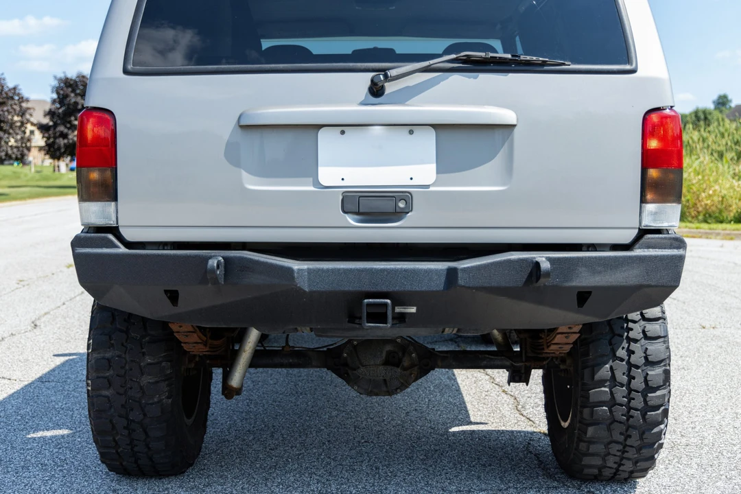 2001 Jeep XJ Cherokee - Image 10 of 31