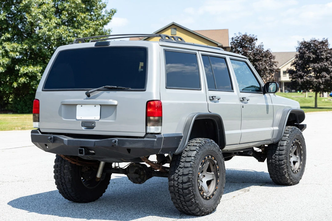 2001 Jeep XJ Cherokee - Image 5 of 31