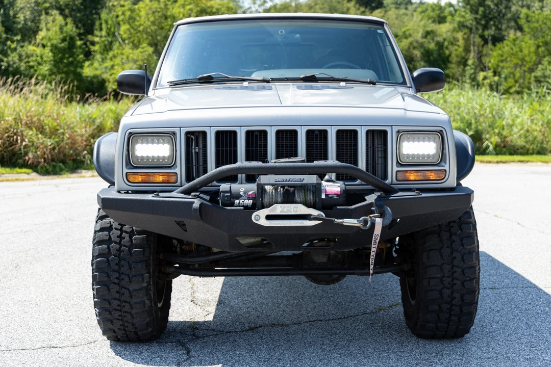 2001 Jeep XJ Cherokee - Image 9 of 31