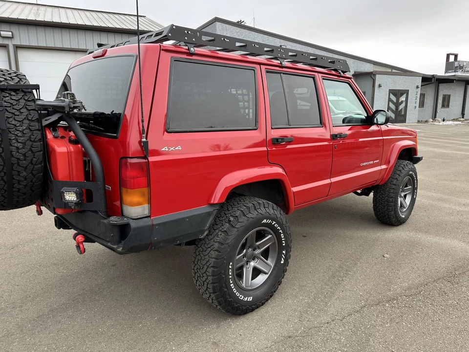 2001 Jeep XJ Cherokee - Image 9 of 31