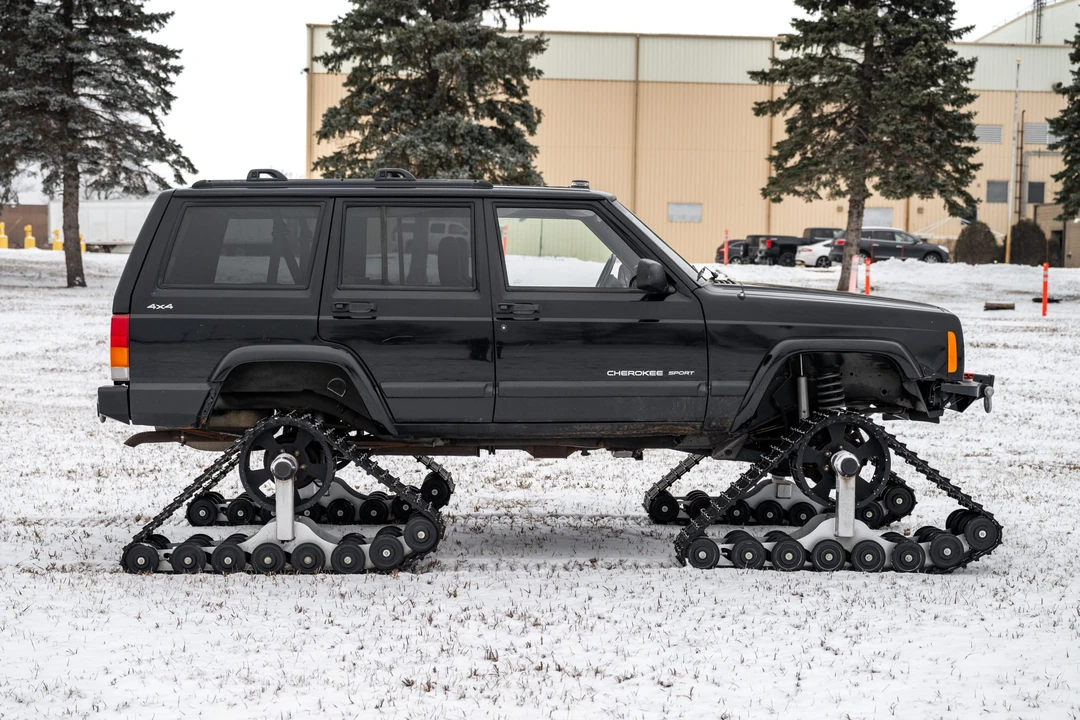 2001 Jeep XJ Cherokee - Image 5 of 31
