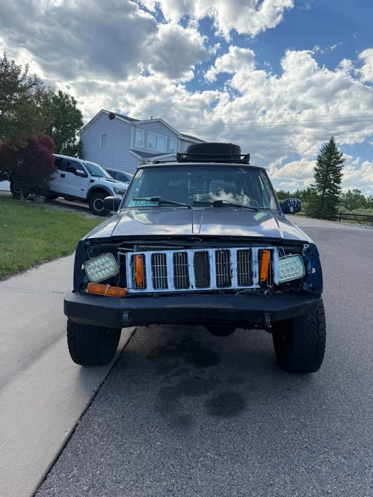 2001 Jeep XJ Cherokee - Image 2 of 12