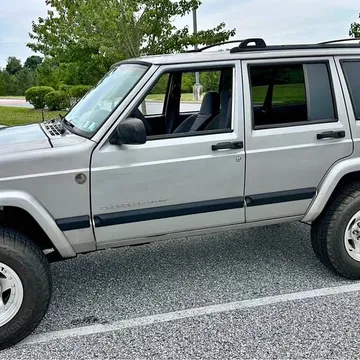 2001 Jeep Cherokee Sport 4D