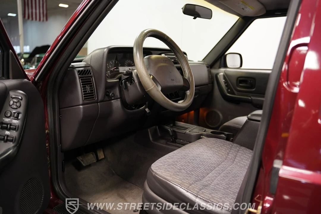 2001 Jeep XJ Cherokee - Image 4 of 12