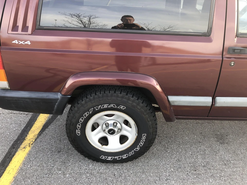 2001 Jeep XJ Cherokee - Image 15 of 31