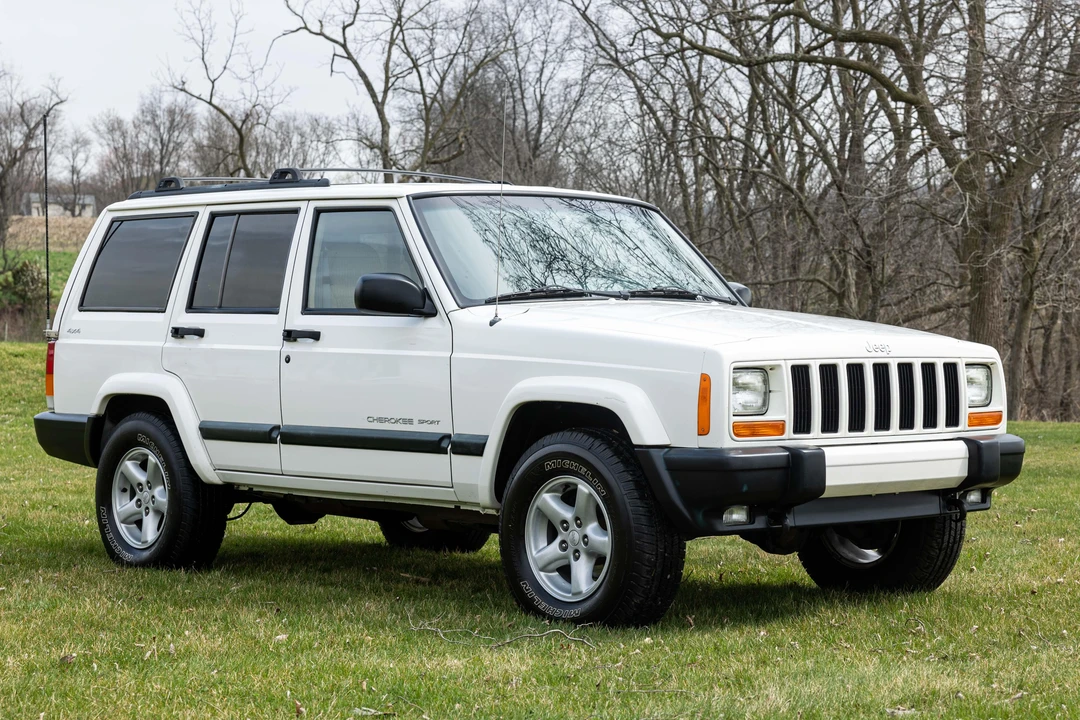 2001 Jeep XJ Cherokee - Image 10 of 31