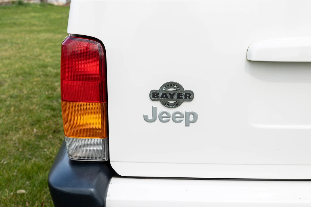 2001 Jeep XJ Cherokee - Image 17 of 31