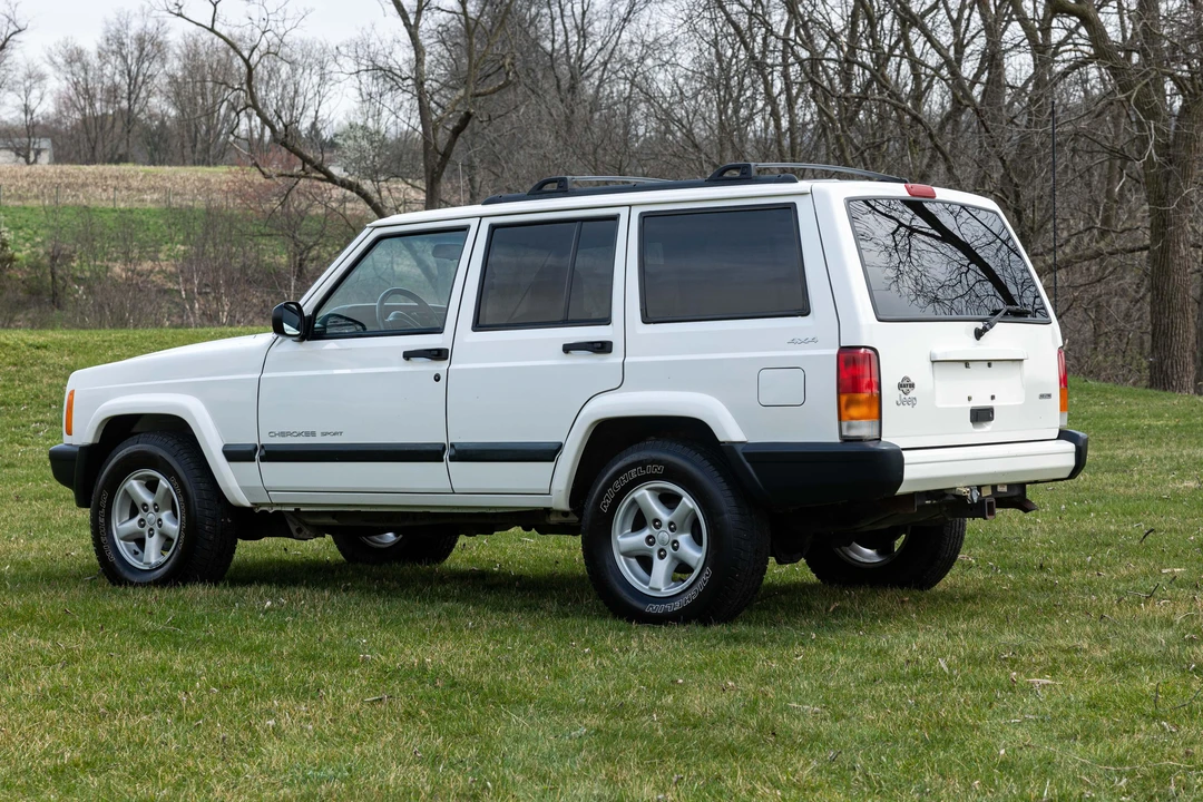 2001 Jeep XJ Cherokee - Image 8 of 31