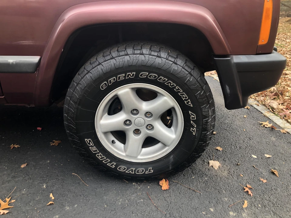 2001 Jeep XJ Cherokee - Image 24 of 31