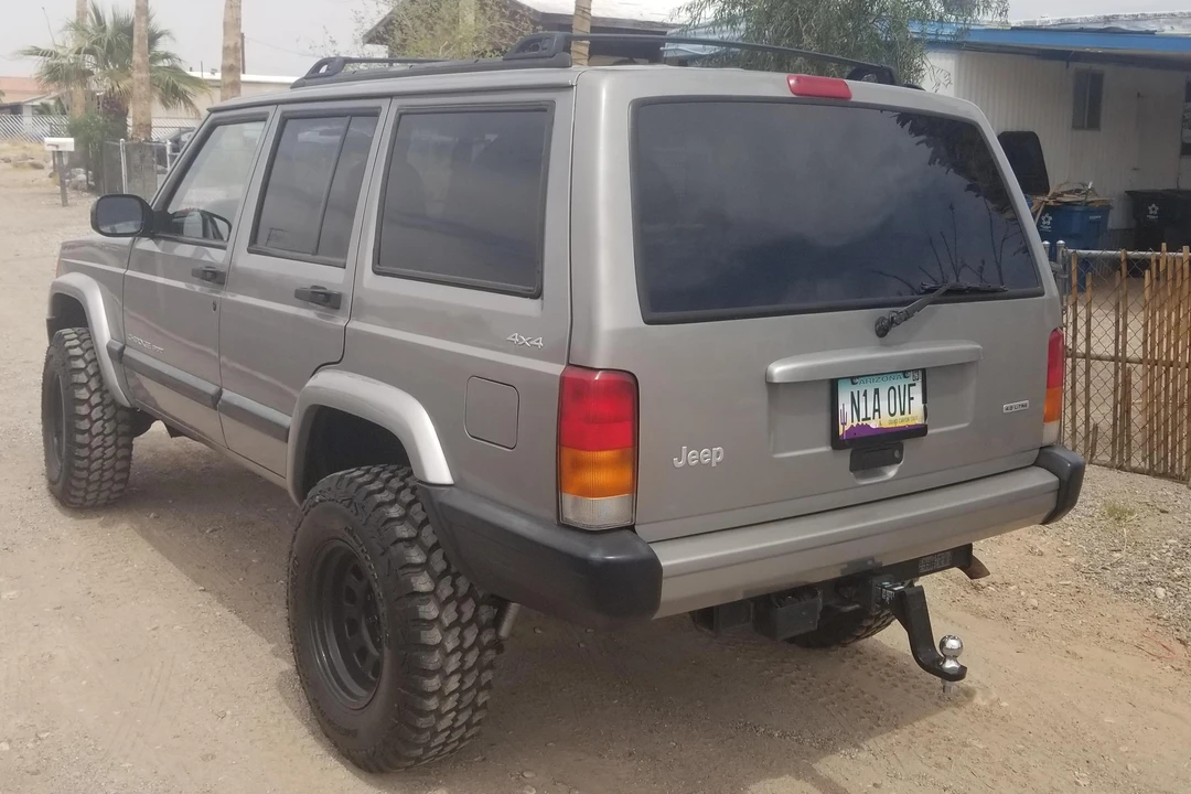 2001 Jeep XJ Cherokee - Image 3 of 31