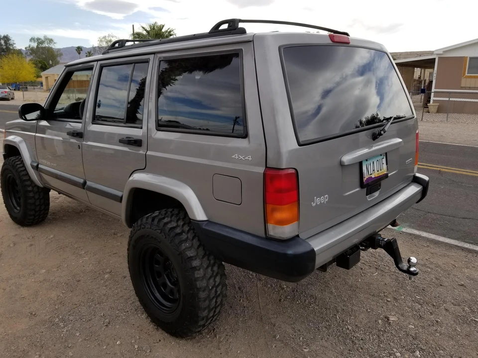 2001 Jeep XJ Cherokee - Image 9 of 31