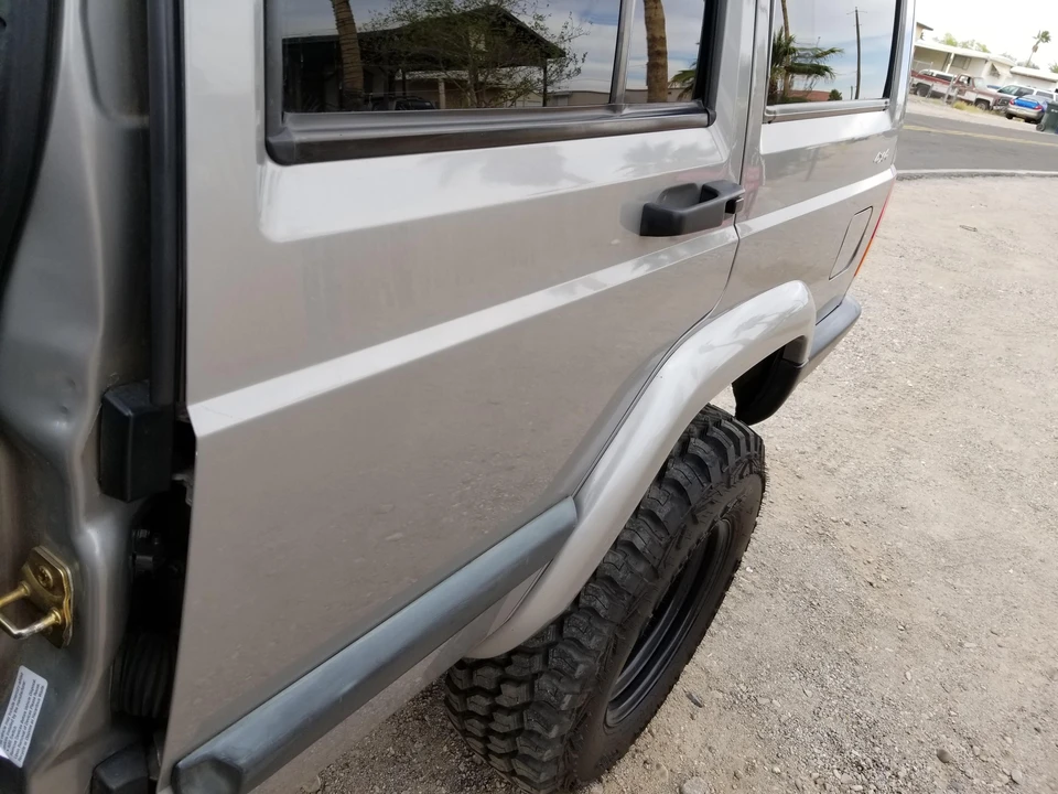 2001 Jeep XJ Cherokee - Image 23 of 31