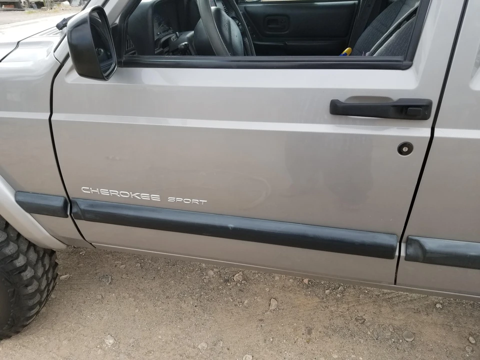 2001 Jeep XJ Cherokee - Image 21 of 31