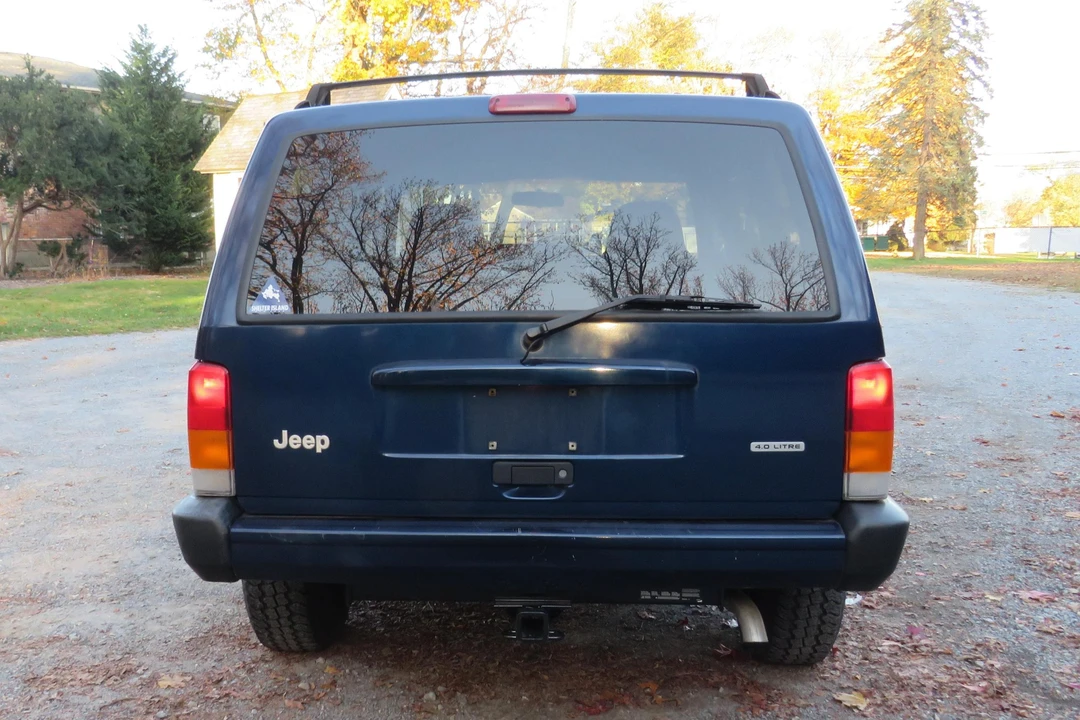 2001 Jeep XJ Cherokee - Image 5 of 31