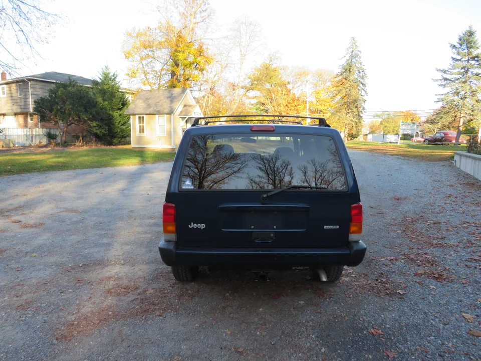 2001 Jeep XJ Cherokee - Image 23 of 31