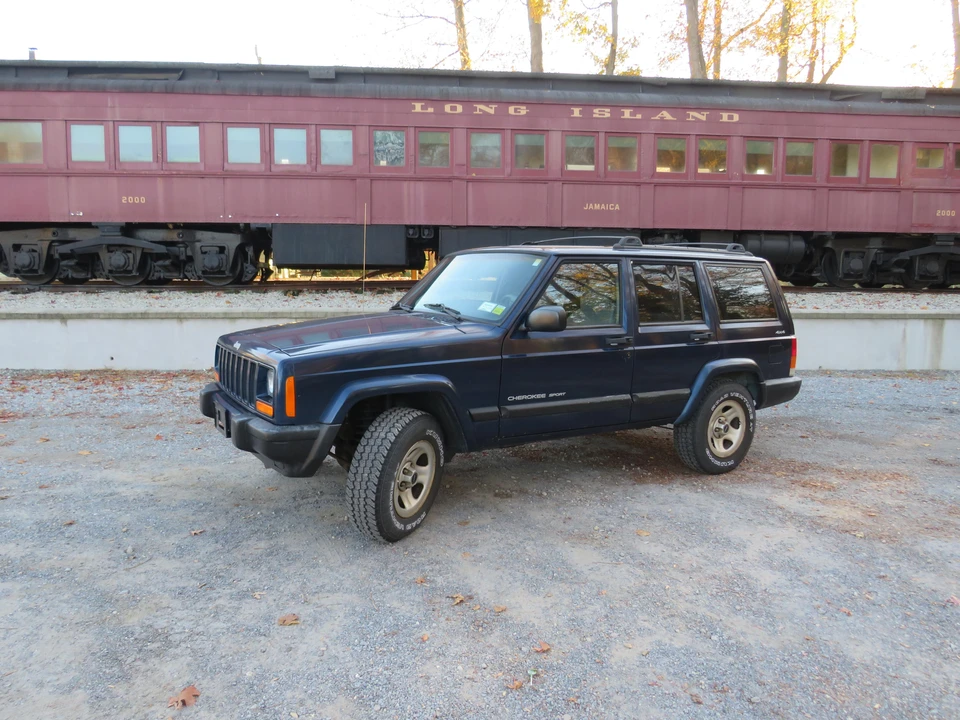 2001 Jeep XJ Cherokee - Image 11 of 31