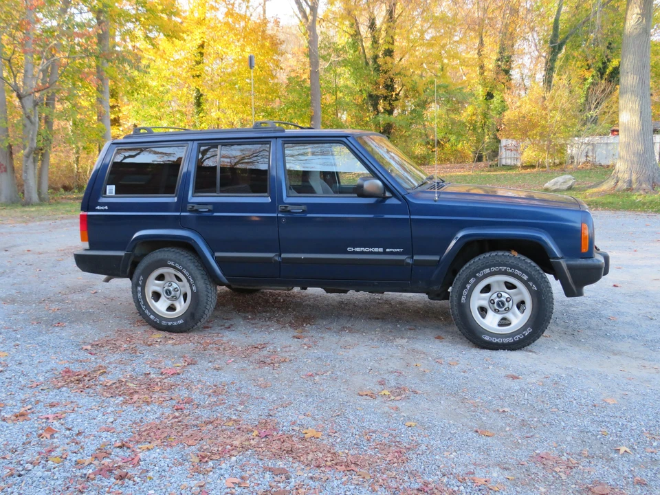 2001 Jeep XJ Cherokee - Image 31 of 31