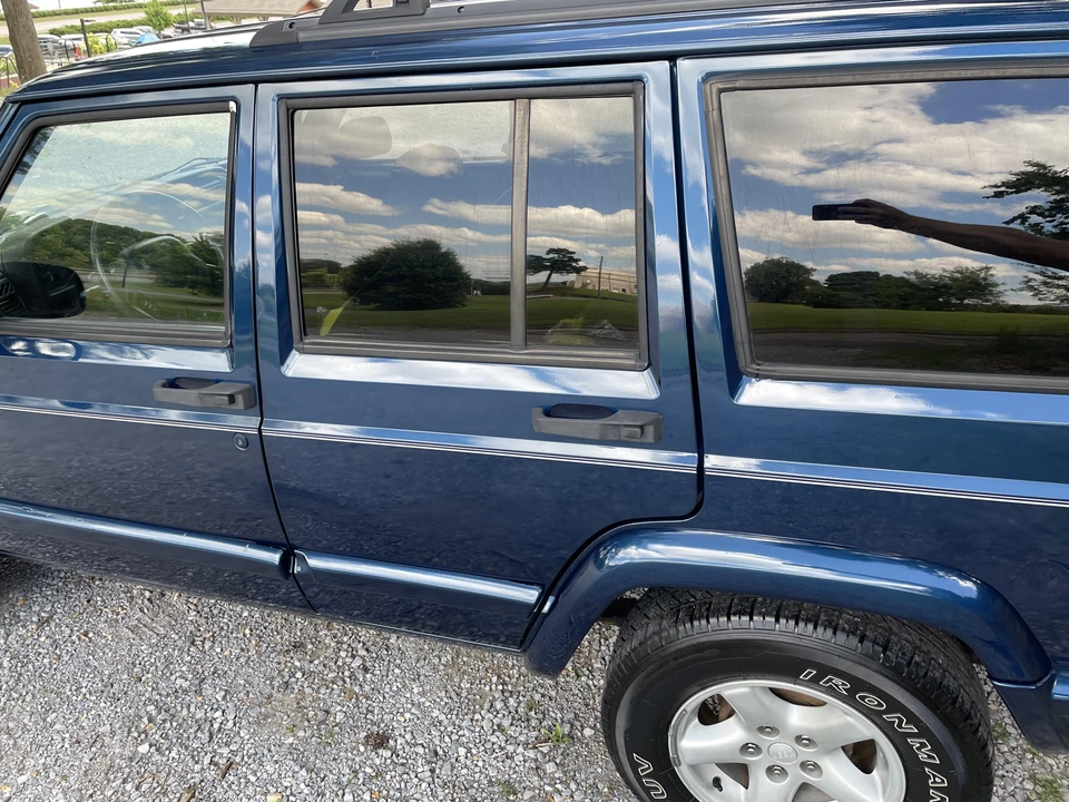 2001 Jeep XJ Cherokee - Image 14 of 31