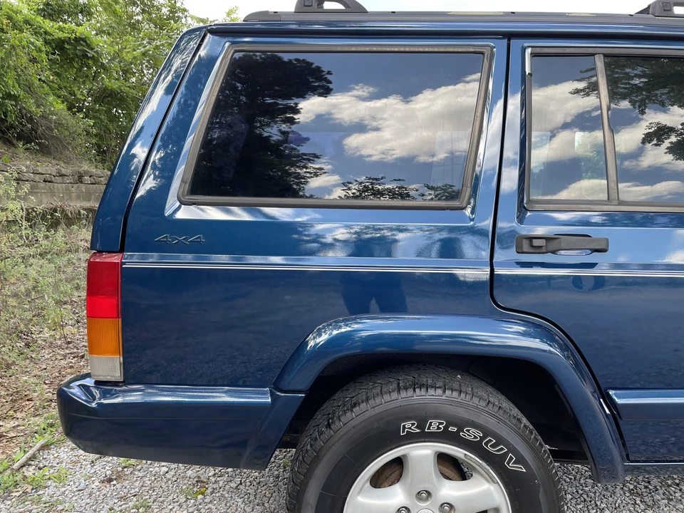 2001 Jeep XJ Cherokee - Image 21 of 31