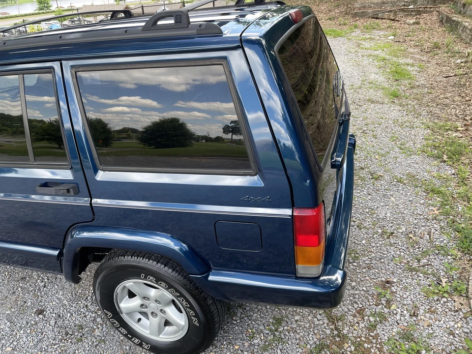 2001 Jeep XJ Cherokee - Image 16 of 31