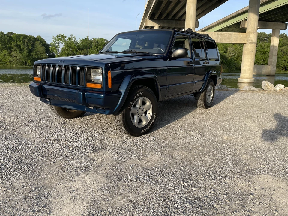 2001 Jeep XJ Cherokee - Image 7 of 31
