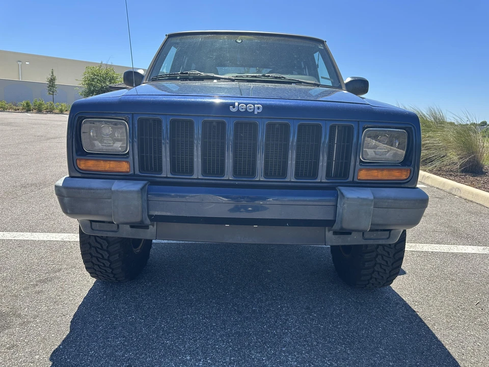2001 Jeep XJ Cherokee - Image 12 of 31