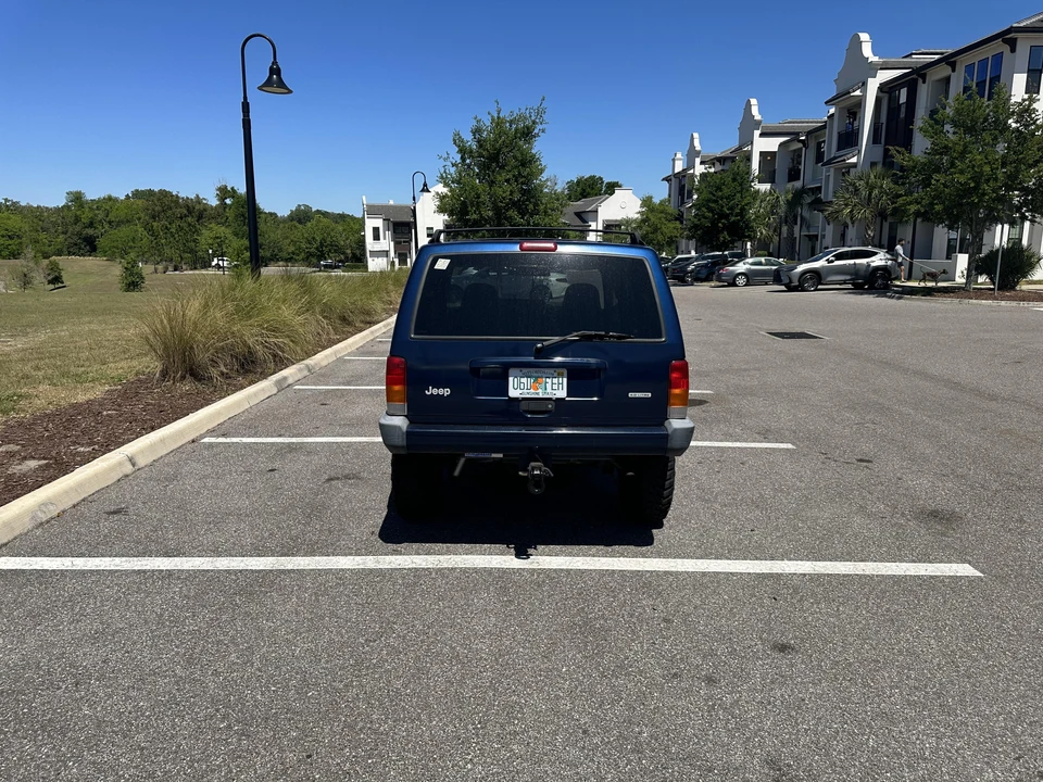 2001 Jeep XJ Cherokee - Image 18 of 31