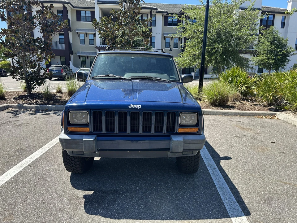 2001 Jeep XJ Cherokee - Image 9 of 31