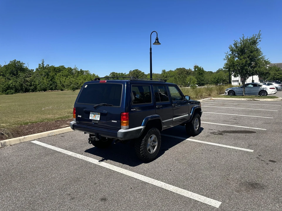 2001 Jeep XJ Cherokee - Image 20 of 31