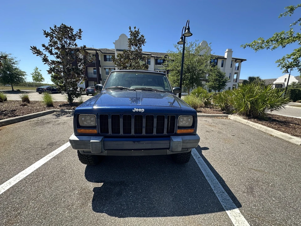 2001 Jeep XJ Cherokee - Image 10 of 31